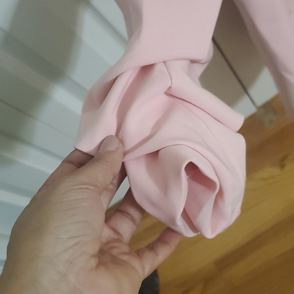 Blazer - Picture 3 of 7